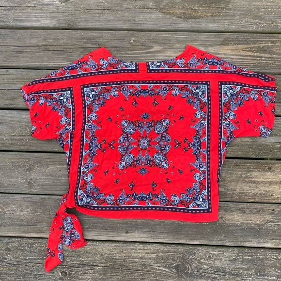 Melissa Paige petite bandana blouse red short sleeve with side tie sz PM - Picture 8 of 8